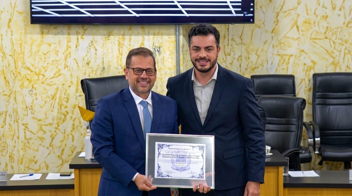 CREFITO-4 MG recebe Moção de Aplauso em Varginha